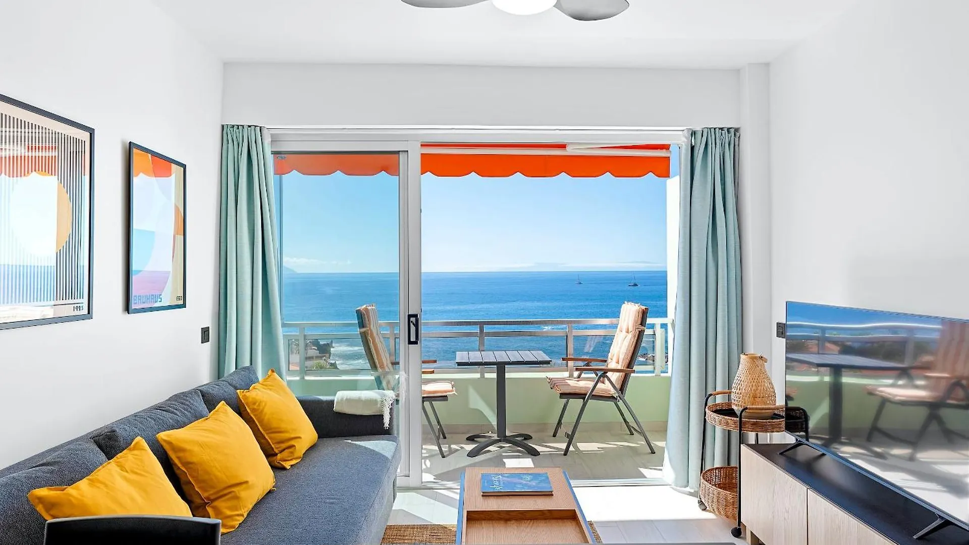 Modern Cozy Ocean View Apartment Near The Beach With Swimming Pool In Complex Puerto de Santiago   Puerto de Santiago (Tenerife)